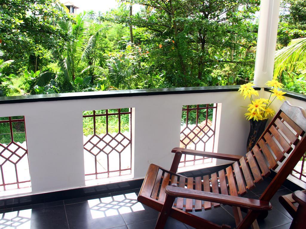 Sethun House Hotel Mirissa Room photo