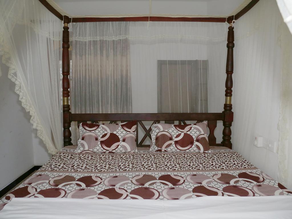 Sethun House Hotel Mirissa Room photo